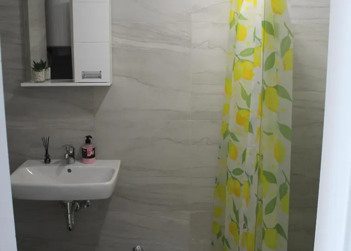 Nina Banovci Διαμέρισμα Novi Banovci